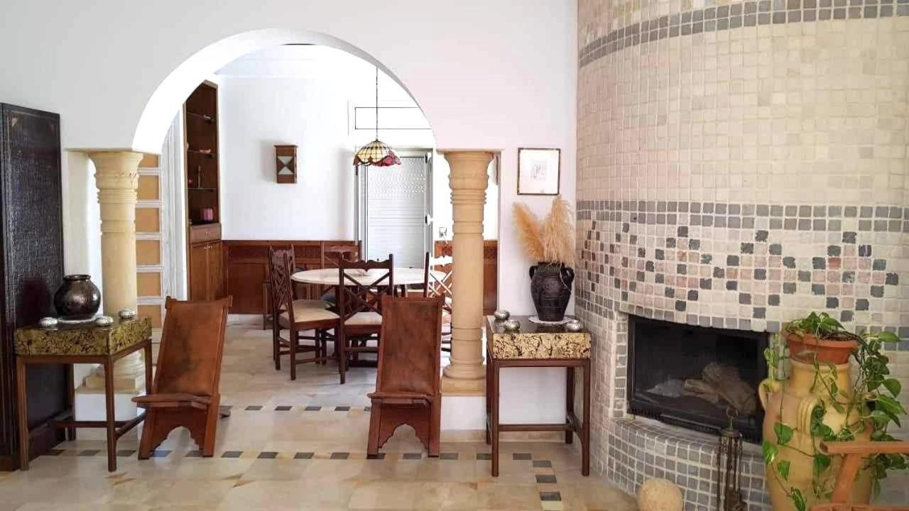La Maison Les Pins Chambre D'Hote Chez L'Habitant ラ・マルサ エクステリア 写真